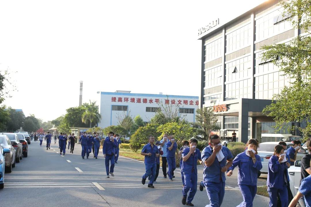 好順科技-專業(yè)汽車養(yǎng)護(hù)用品生產(chǎn)商|好順|泰索 好順科技-專業(yè)汽車養(yǎng)護(hù)用品生產(chǎn)商|好順|泰索