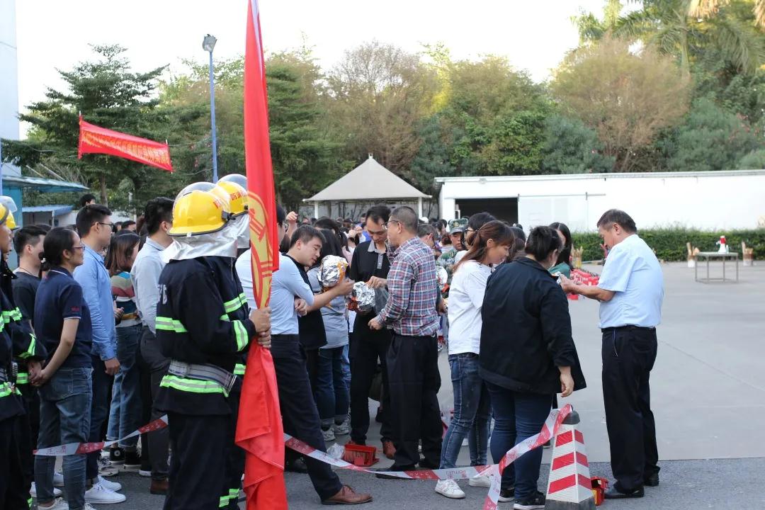 好順科技-專業(yè)汽車養(yǎng)護(hù)用品生產(chǎn)商|好順|泰索 好順科技-專業(yè)汽車養(yǎng)護(hù)用品生產(chǎn)商|好順|泰索